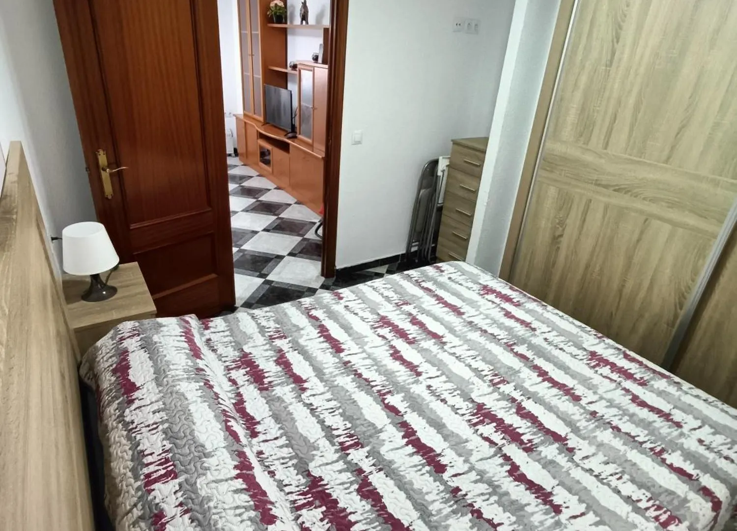 Piso Calidad Precio Junto A La Playa De La Victoria Διαμέρισμα Καντίζ Ισπανία