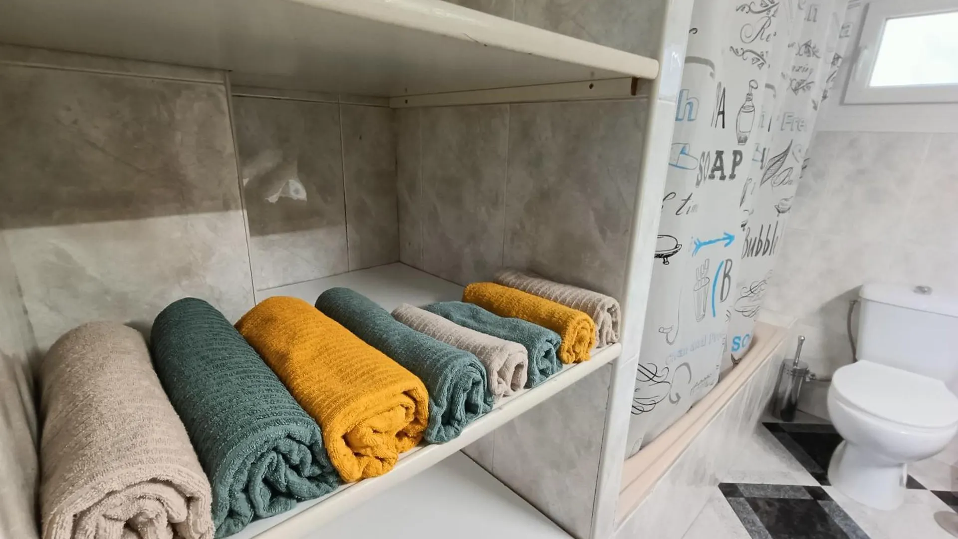 Piso Calidad Precio Junto A La Playa De La Victoria Appartement Cádiz