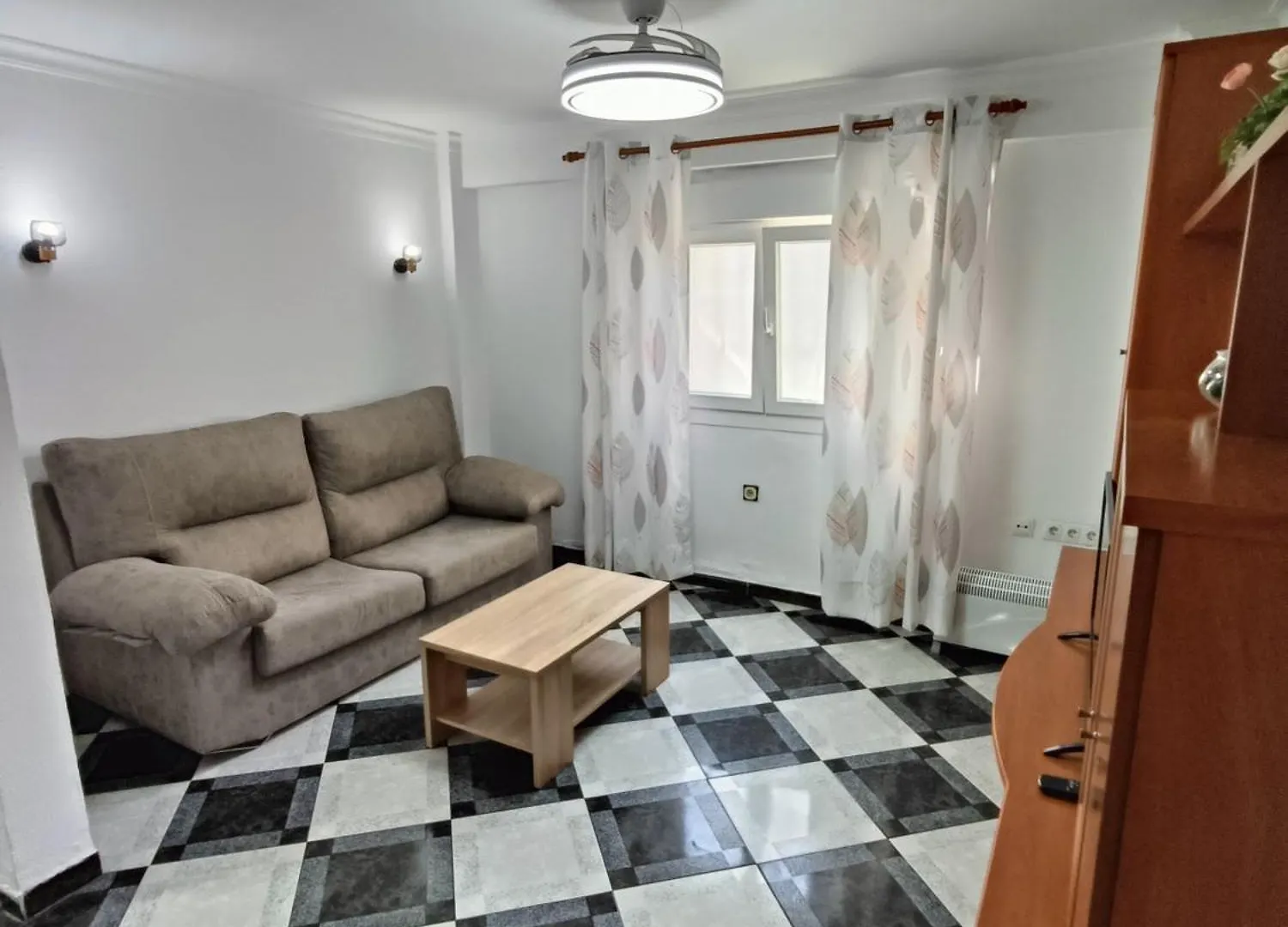 Piso Calidad Precio Junto A La Playa De La Victoria Appartement Cádiz